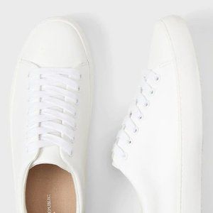 Banana Republic Factory White Sneakers (Brand New - Never Worn) Size 8